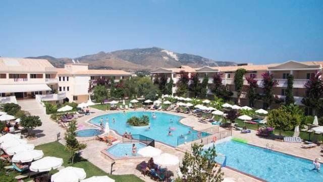 Bitzaro Grande Hotel & Suites
