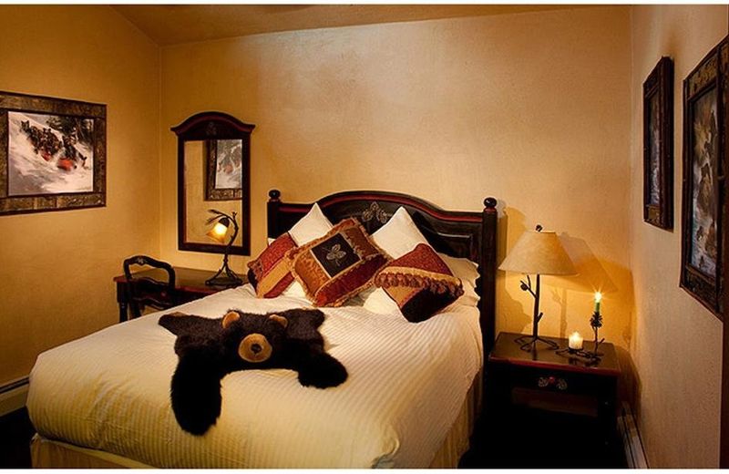 Alpine Village Suites