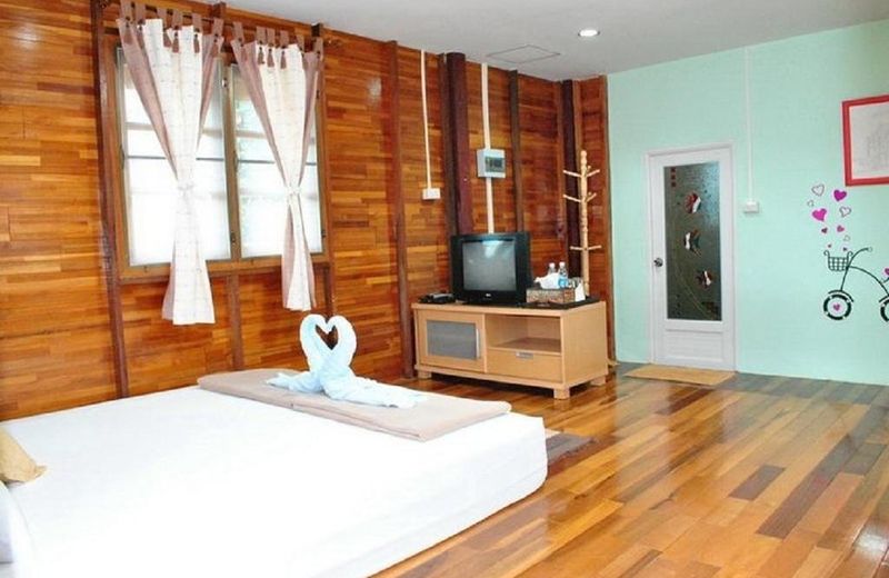 Fahsai Riverview Resort