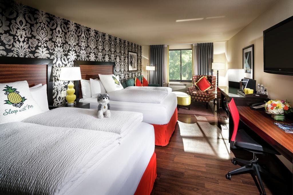 Staypineapple, The Maxwell Hotel, Seattle Center Seattle