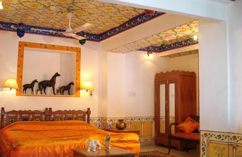 Haveli Braj Bhushanjee Heritage Hotel