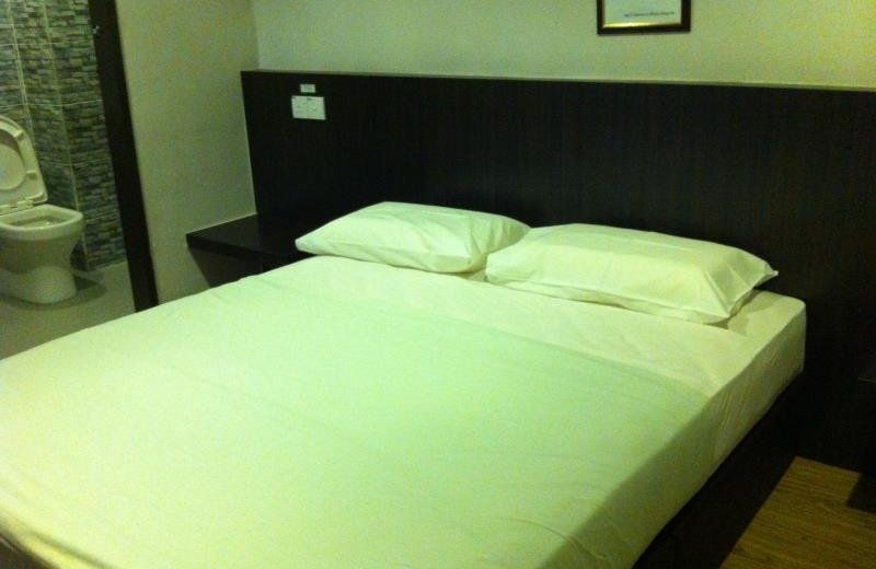 Room V at Jalan Jenang