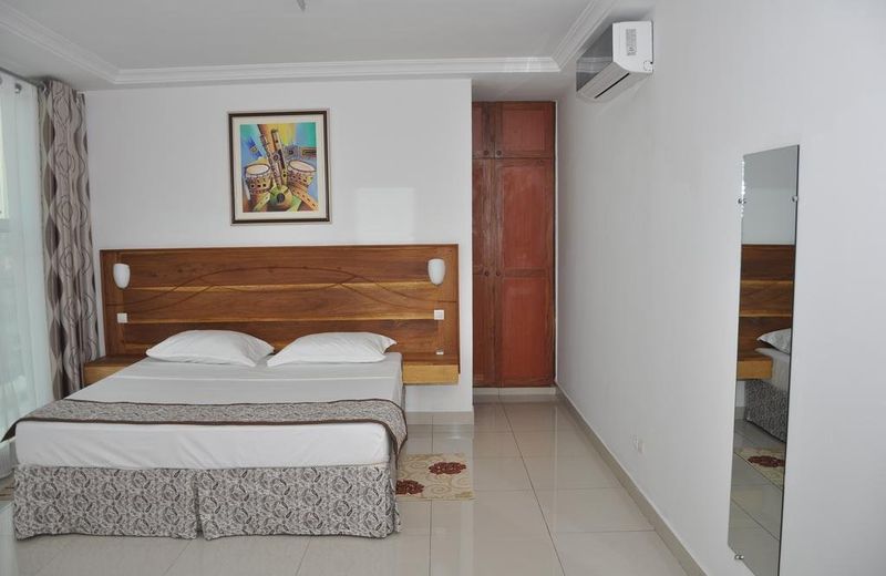 Rosalie's Suites