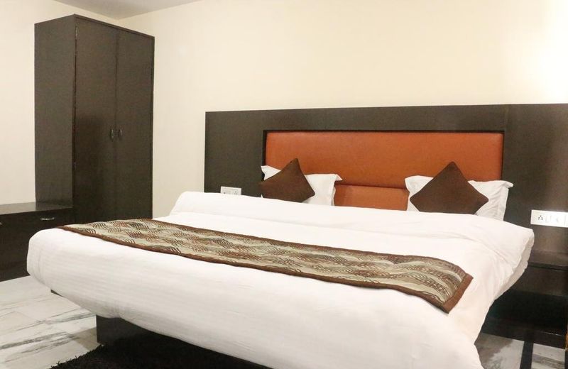 Hotel New Bharat