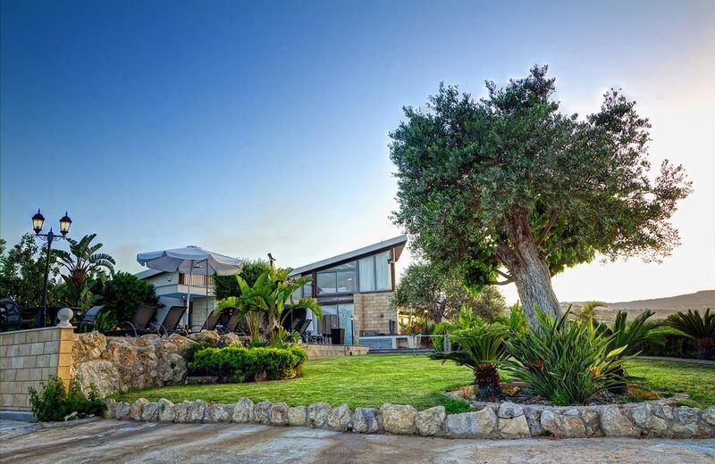 Nasia Villa