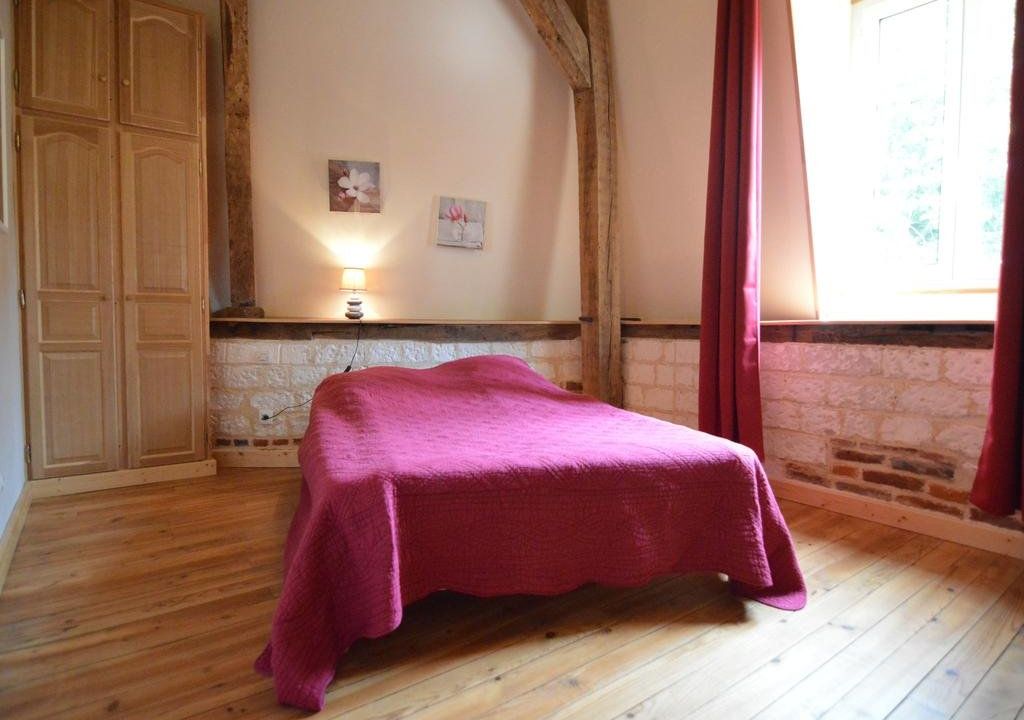 house listed as an historic building near Montreuil
