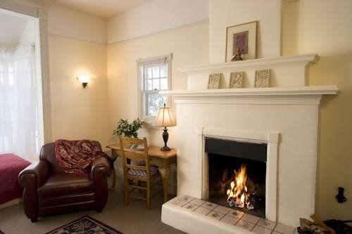 THE MADELEINE INN