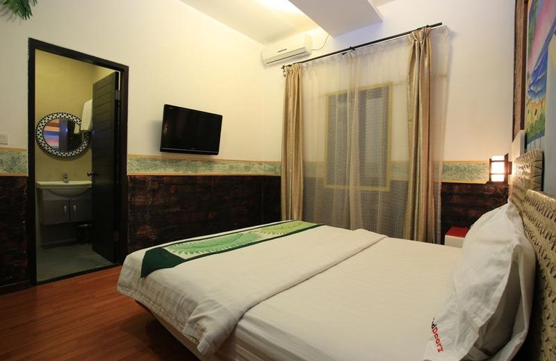 RedDoorz near Simpang Siur Kuta