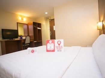 OYO 447 Comfort Hotel Meru