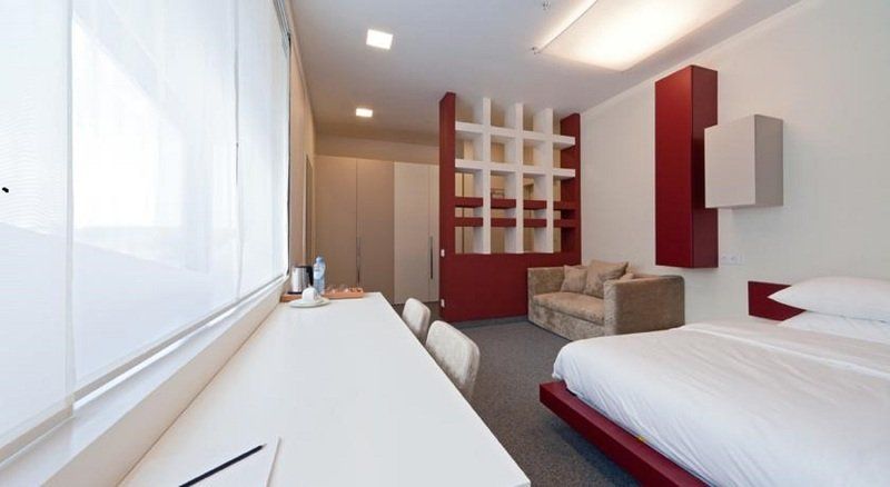 Hotel Tyan Shan