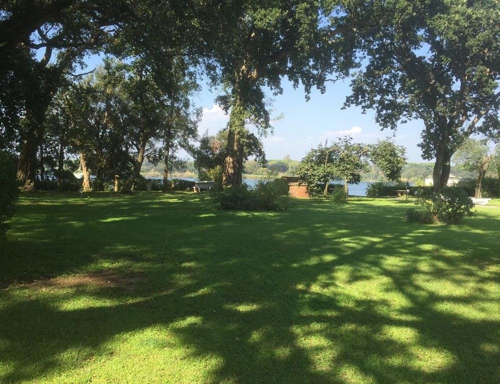 Outdoor Pictures 19