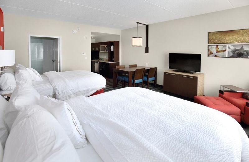 TownePlace Suites by Marriott Grove City Mercer/Outlets