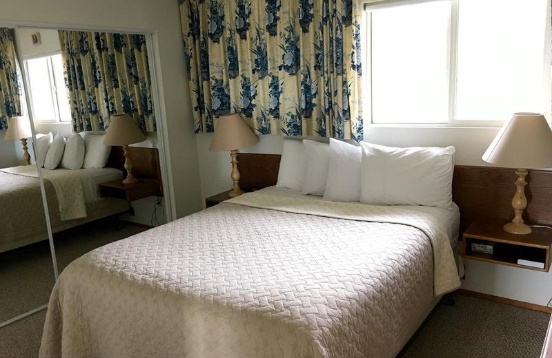 Hi-Tide Ocean Beach Resort
