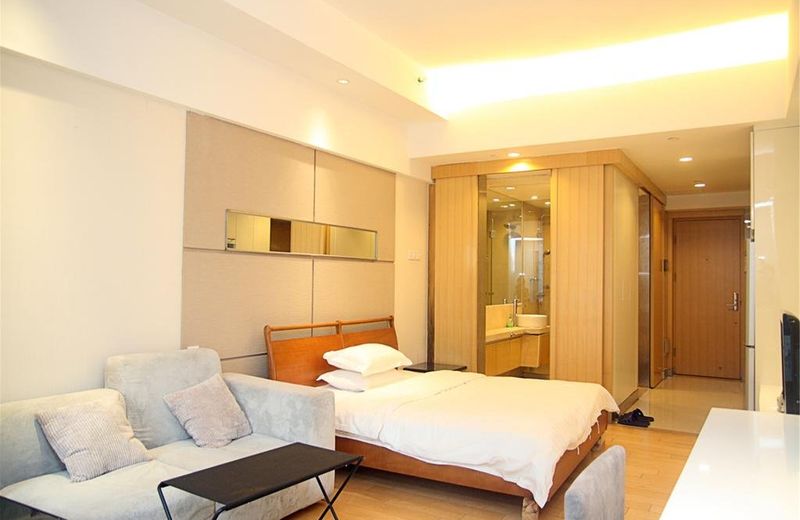 Private-Enjoyed Home ApartHotel - R&F Stanley Apartment