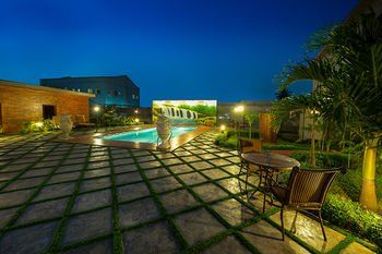Outdoor Pictures 23