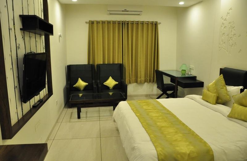 Kalyans Hotel