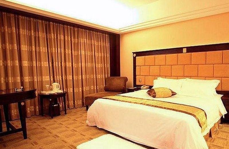 Tiantian StarWorld Hotel