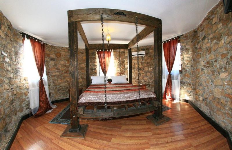 Castelul Lupilor