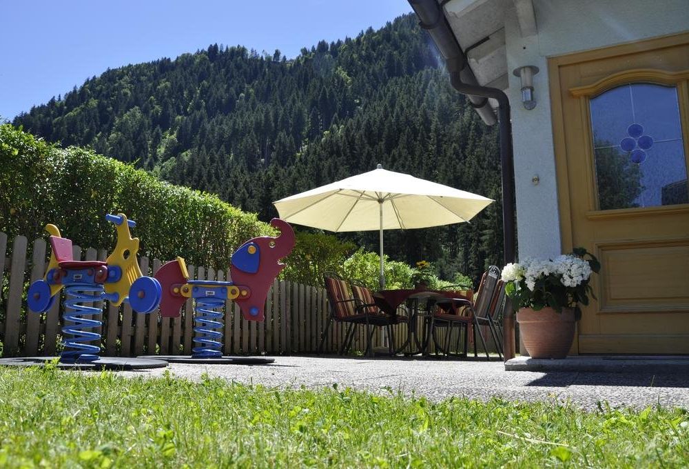 Outdoor Pictures 9