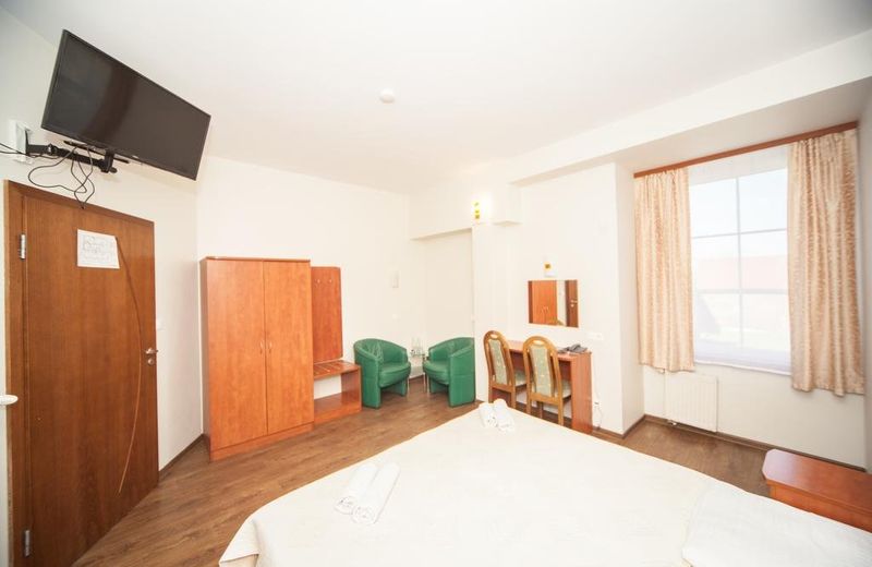 Hotel Ada