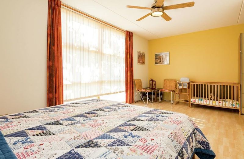 Spacious Villa in Biddinghuizen Near Beach
