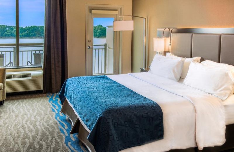 Holiday Inn Paducah Riverfront, an IHG Hotel