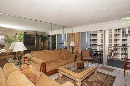 Shoreline Towers Condominium