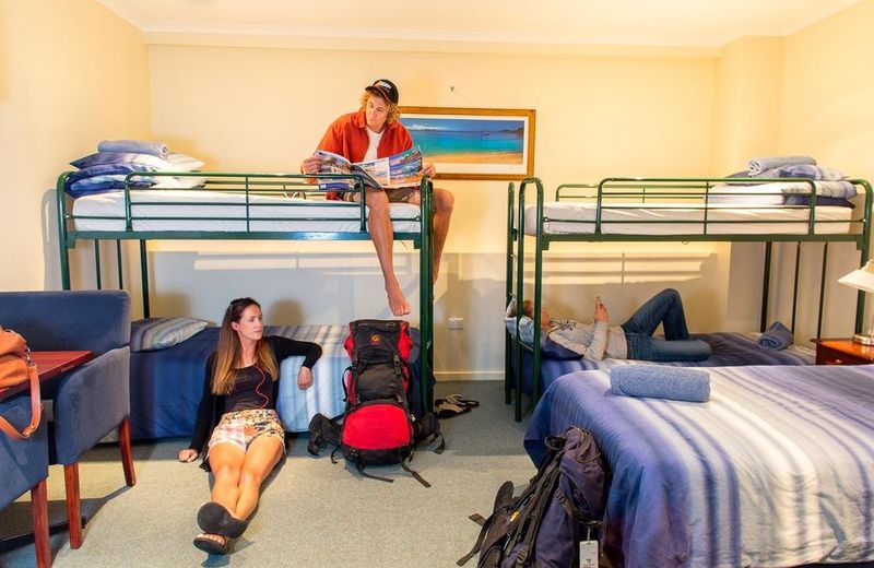 Navigators Motel