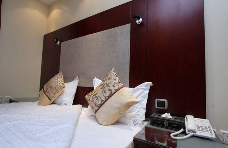 Raoum Inn Hail