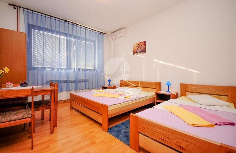 Room Anton