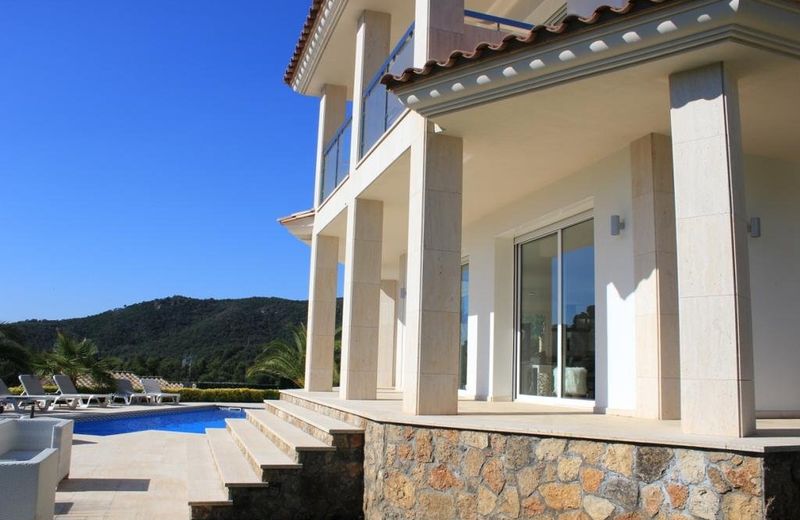 Villa De Oro