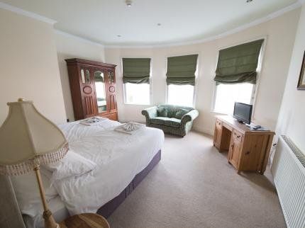 Hewitts Hotel and Restaurant