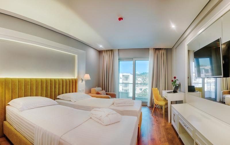 Premium Beach Hotel