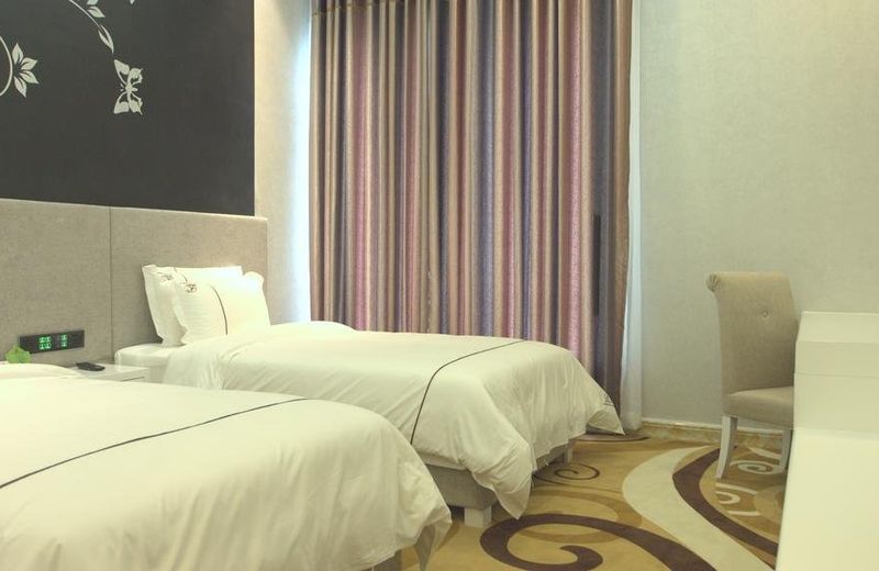 California International Hotel