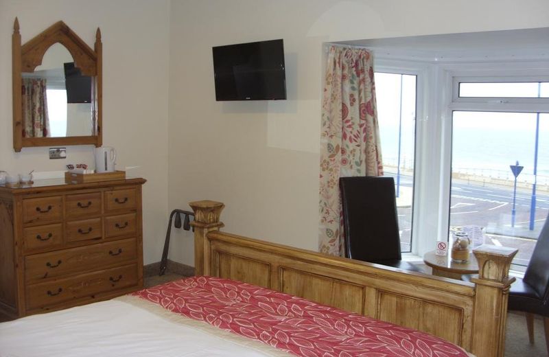Claxton Hotel