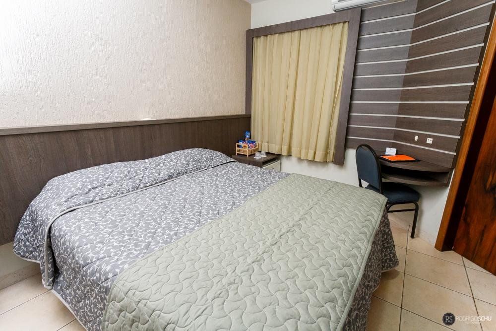Tonello Business Hotel