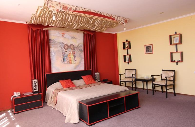 Hotel Kovcheg