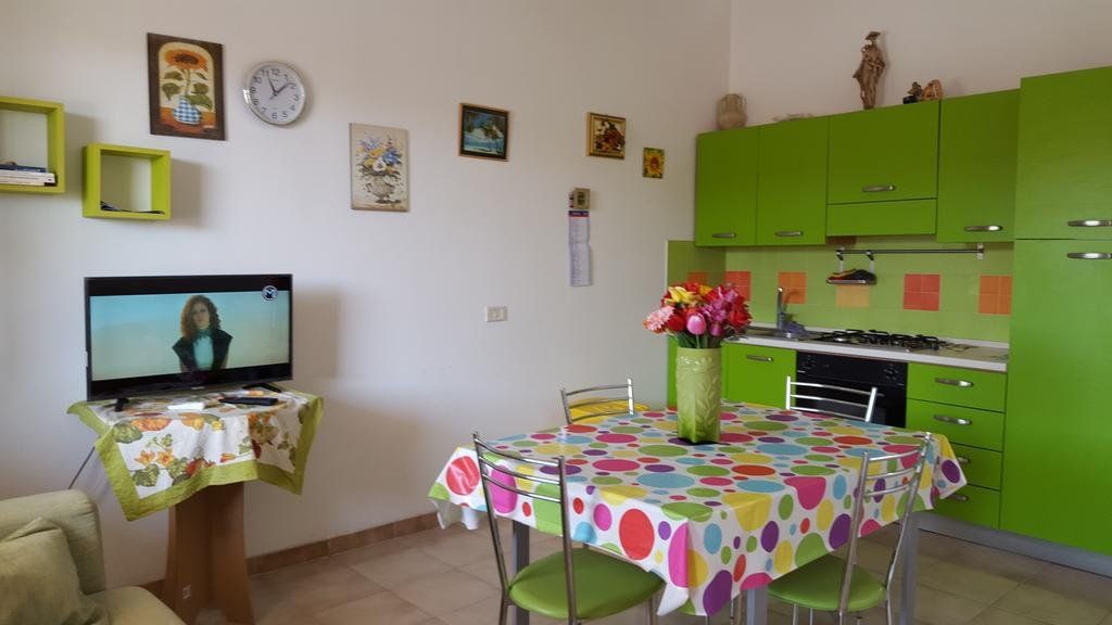 Appartamento al mare, Isola blu
