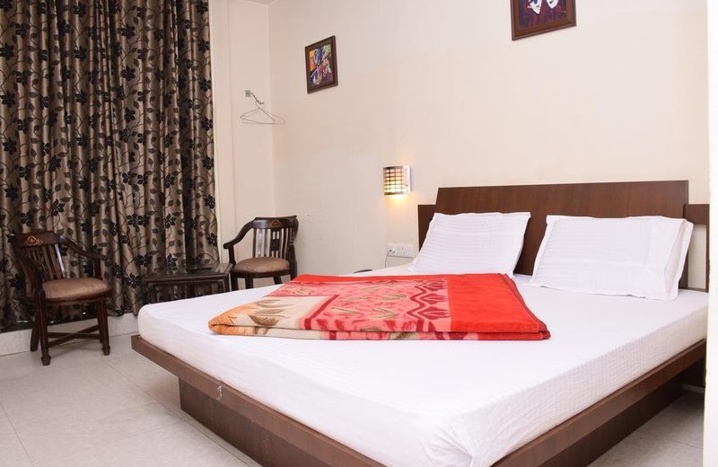 Hotel Star Inn