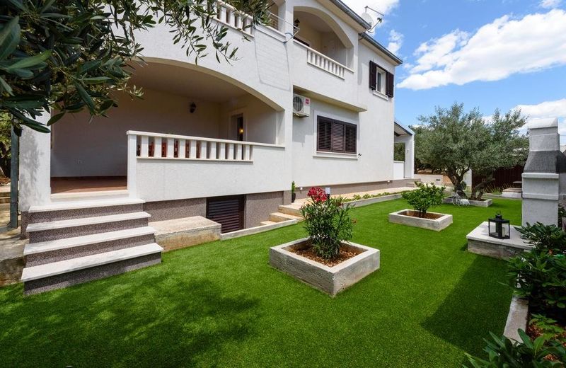 Villa Demonta