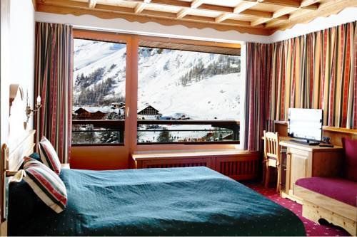 GRAND PARADIS