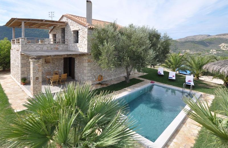Kymaros Villas