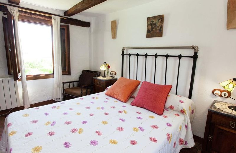 Rustic Cottage in El Padul with private terrace