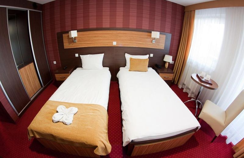 QUEST HOTEL - dawniej Hotel Planeta