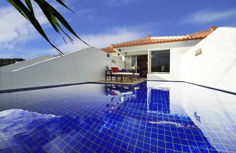 Pool Terrace Imgya Suite