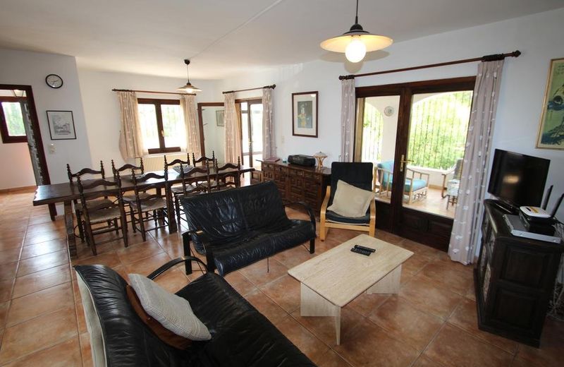 Flandes - traditionally furnished detached villa with peaceful surroundings in Benissa