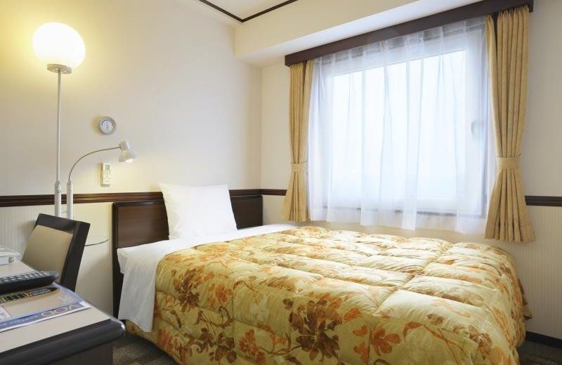 Toyoko Inn Fukuyama-eki Shinkansen Minami-guchi
