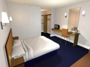 Travelodge Alton Four Marks