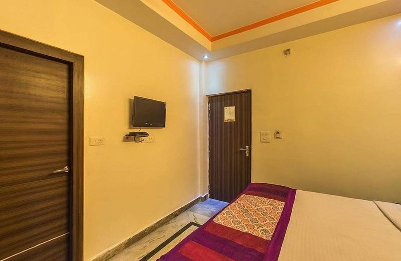 Hotel Virasat