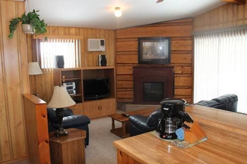 Tallpine Lodges